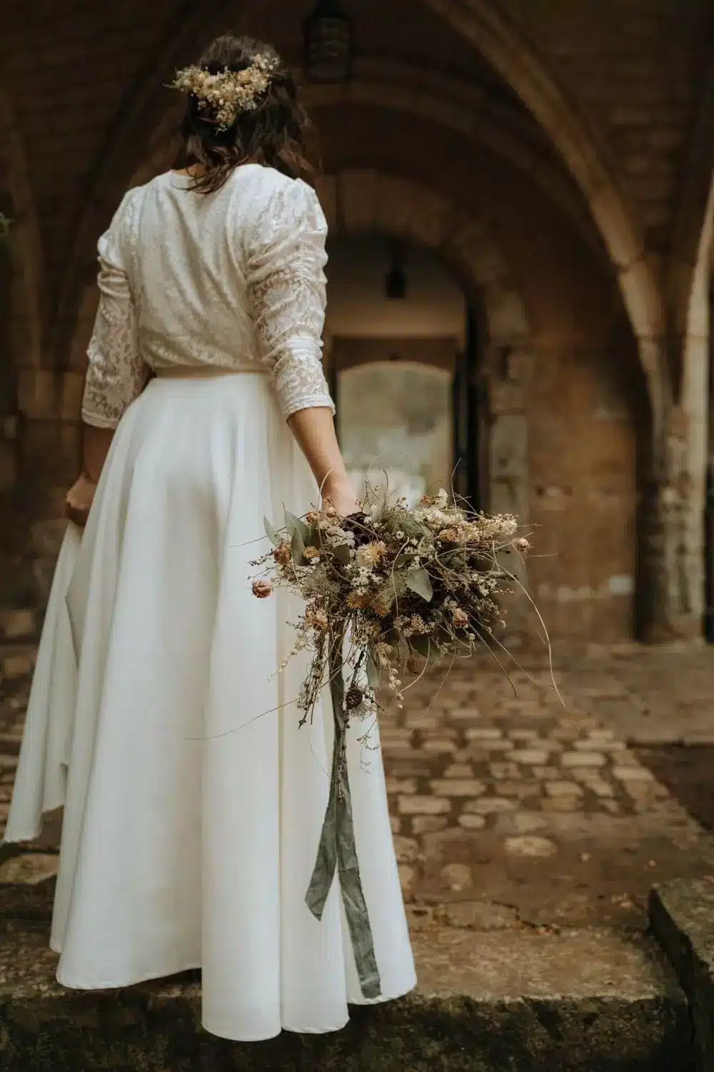 robe de mariée et bouquet sarthe