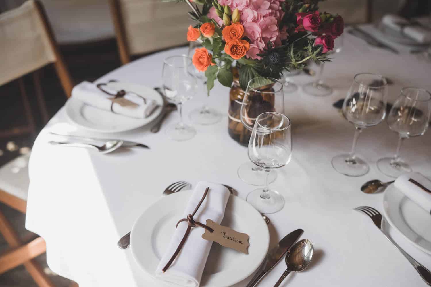 mariage chic decoration de table minimaliste