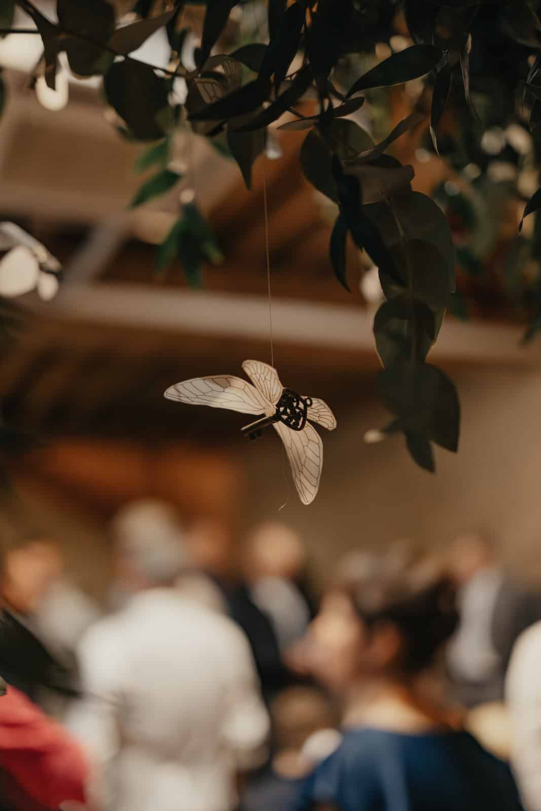 décoration mariage harry potter clé susendue arche florale le mans