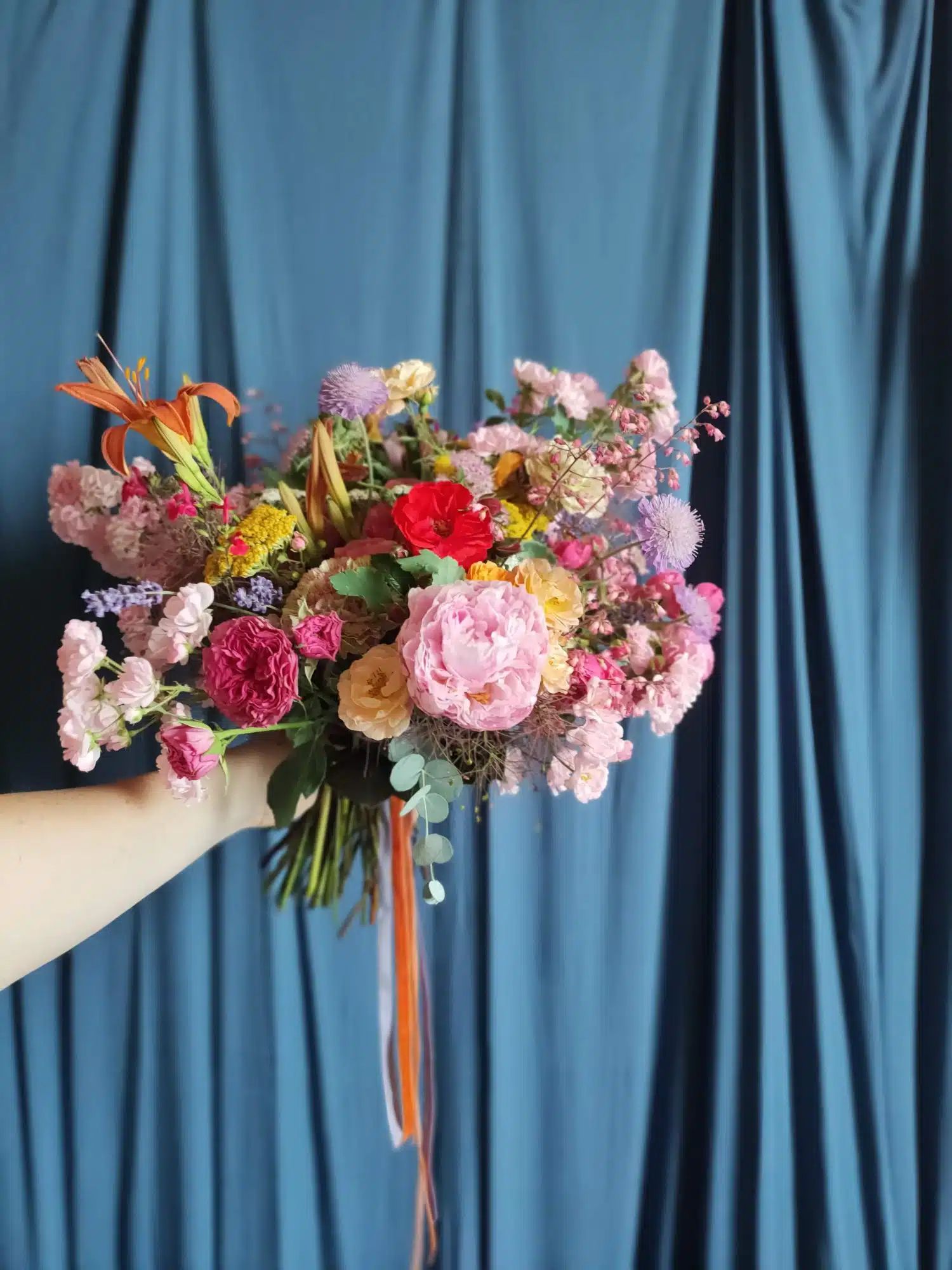 bouquet de mariée coloré champêtre sarthe pays de la loire