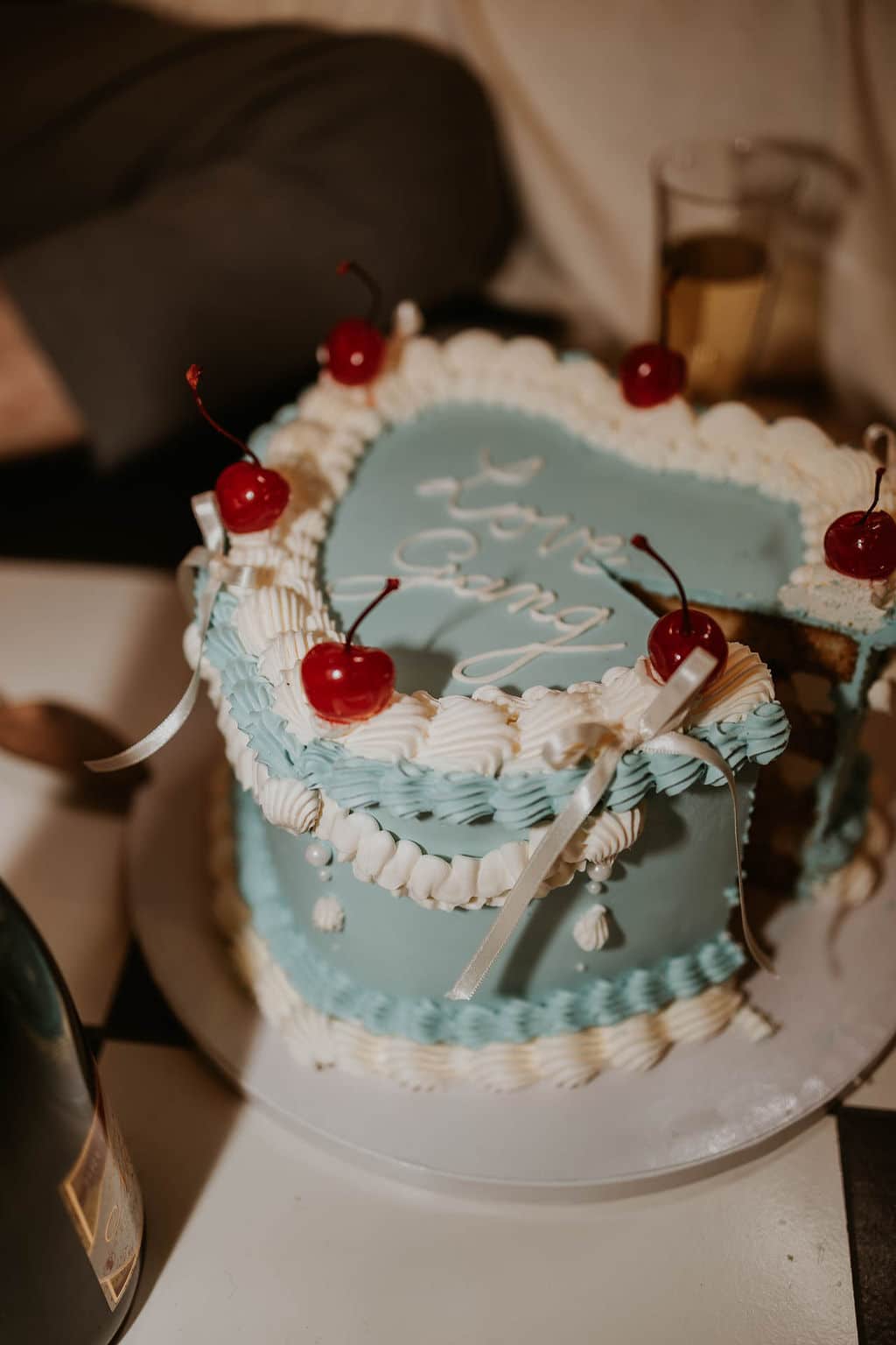 naked cake cœur bleu vintage