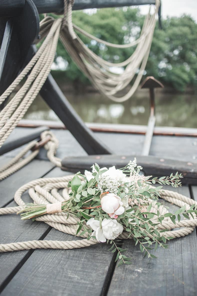 bouquet de mariee boheme pivoines angers