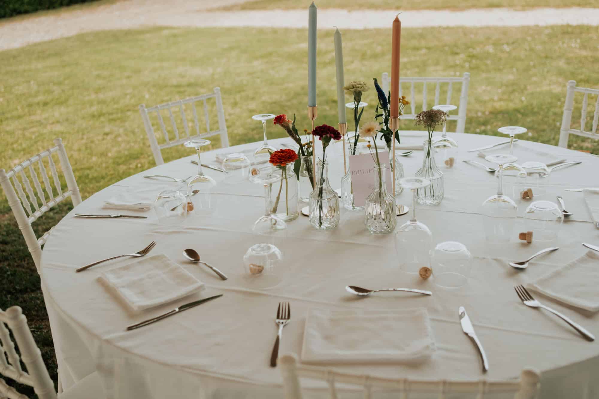 decoration de table mariage bougies colorées