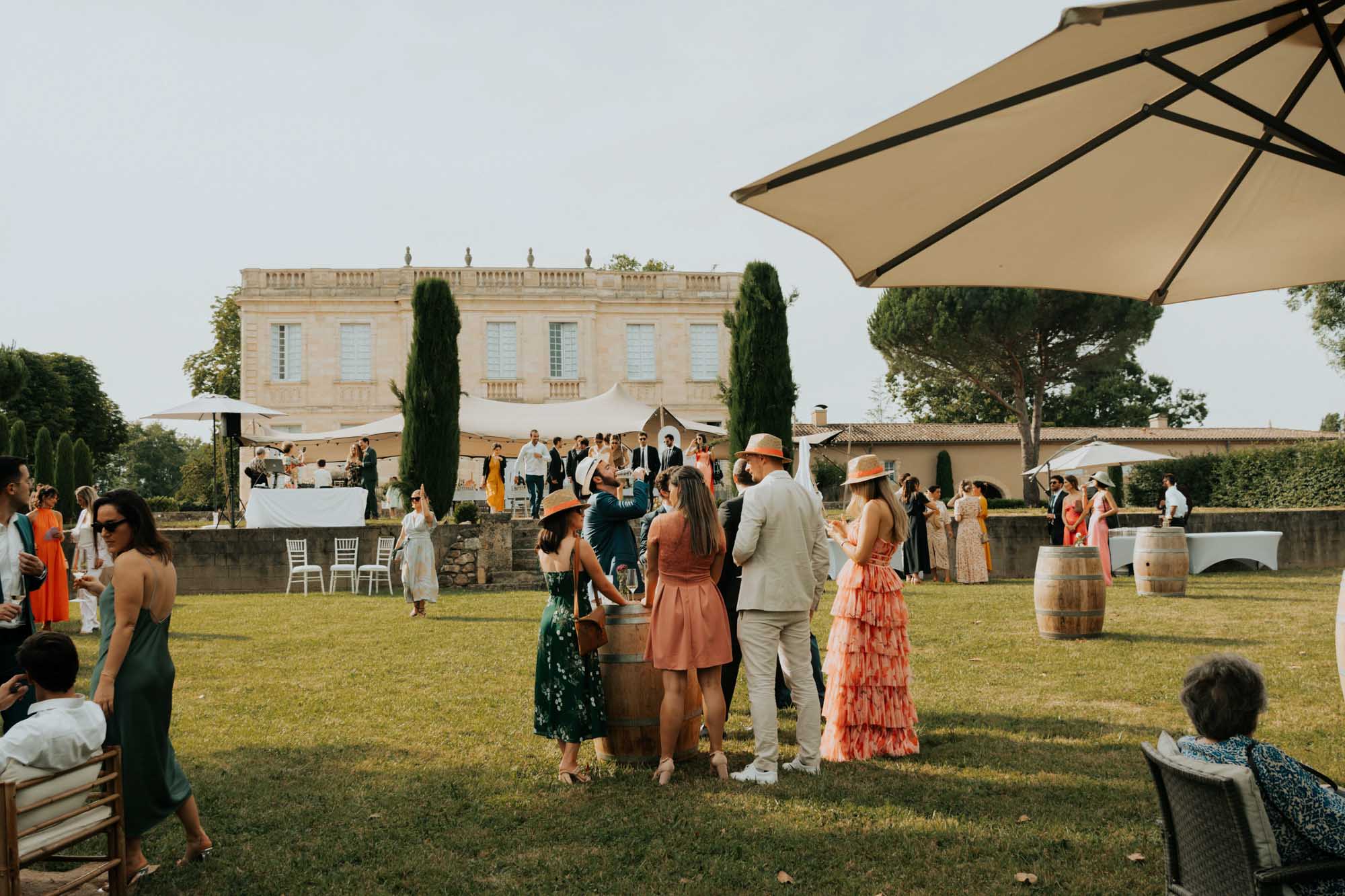 cocktail mariage en exterieur chateau bordelais