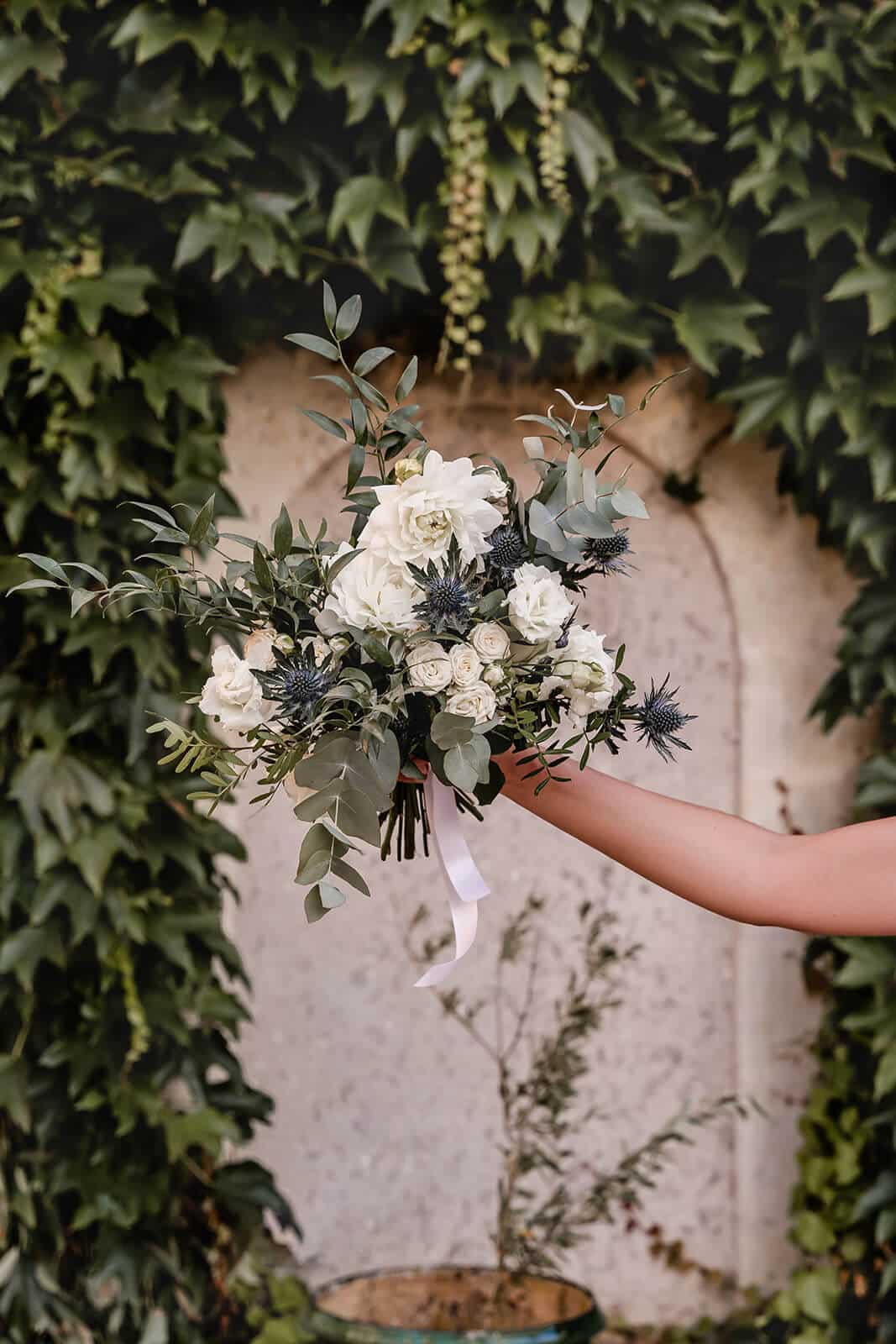 bouquet de mariee blanc bleu maine et loire