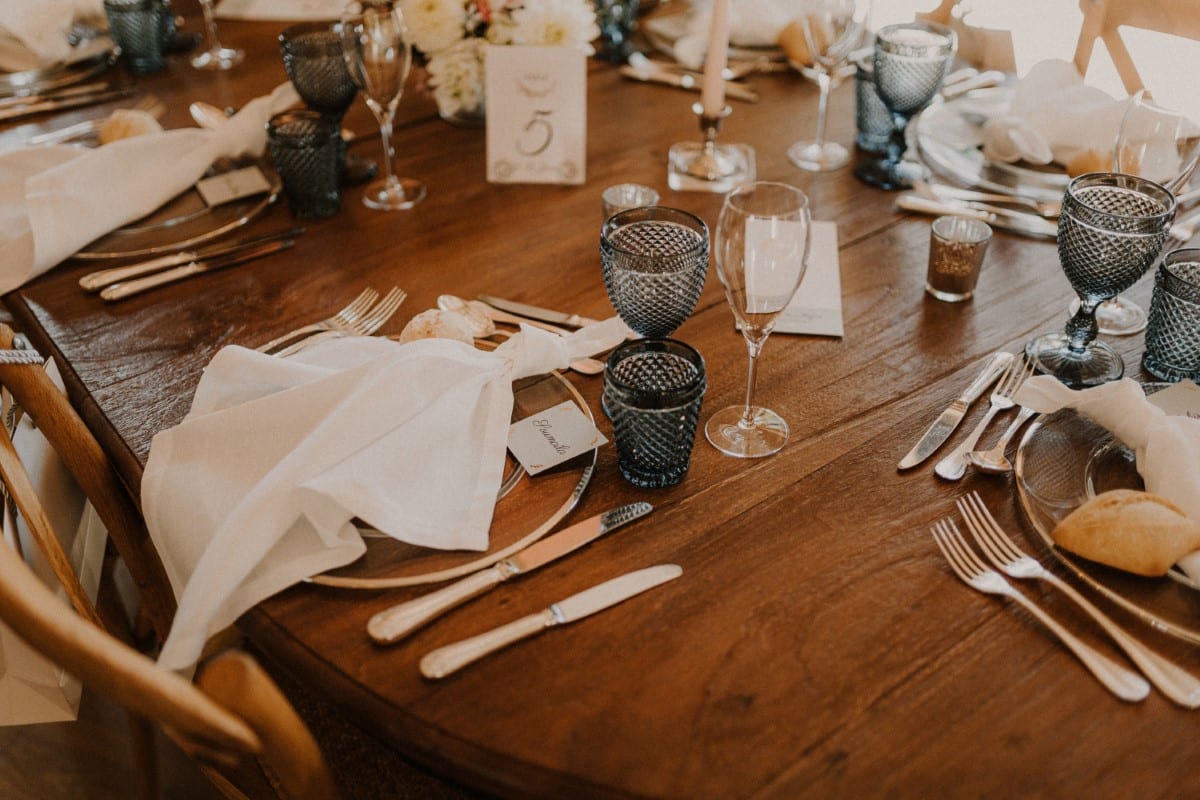 décoration de la salle du dîner du chateau de Garde