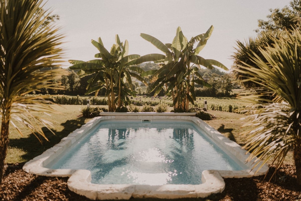 piscine du chateau loué pour le mariage