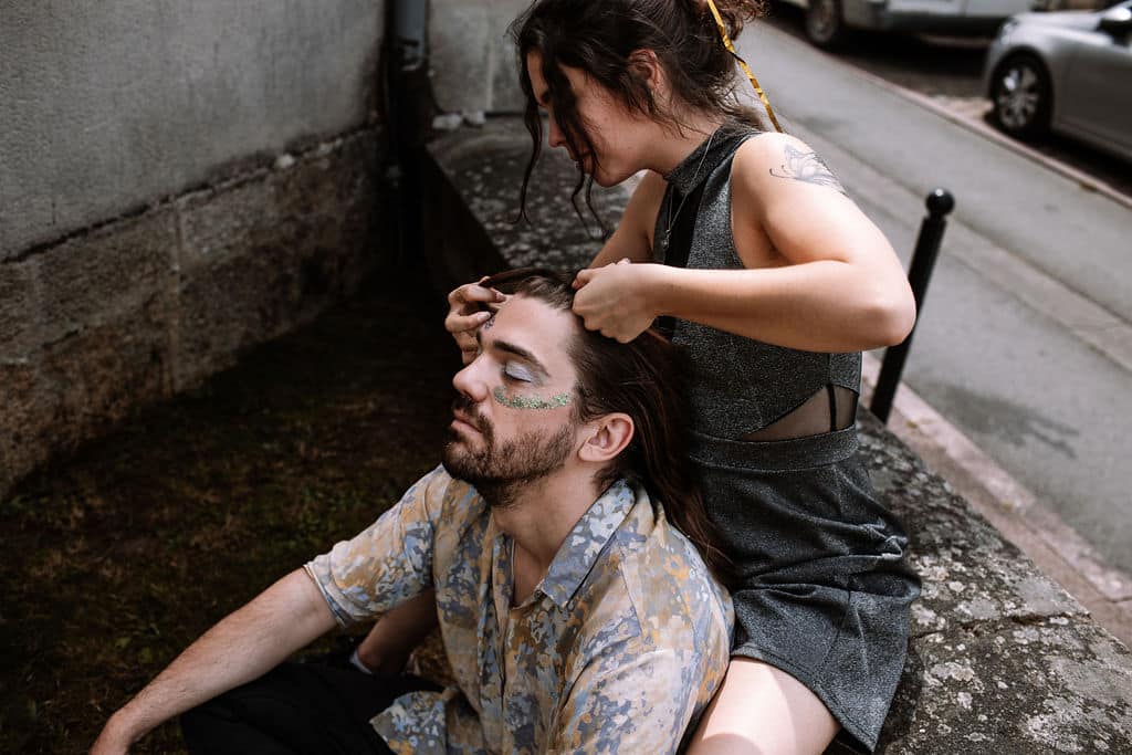 maquillage paillettes mariage invites angers