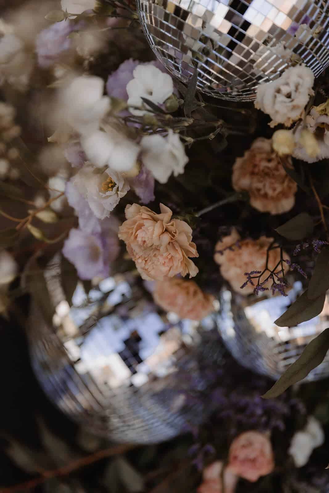 fleuriste mariage boules a facettes angers