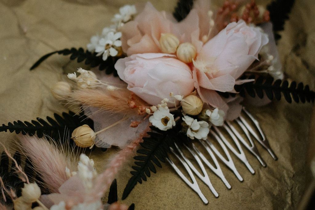 peigne fleurs fleuriste Bretagne