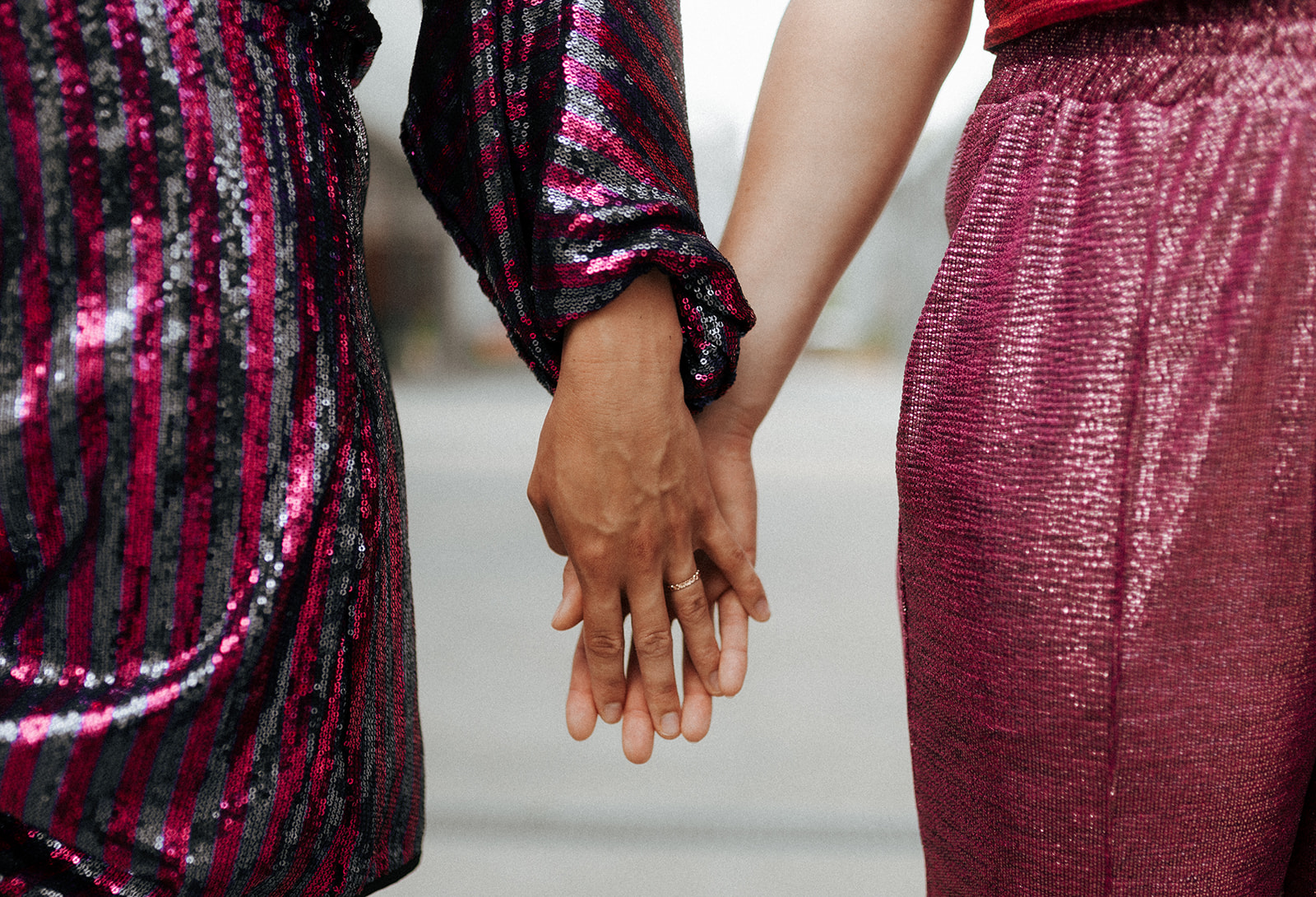 mariage pour tous lgbt robe sequins nantes