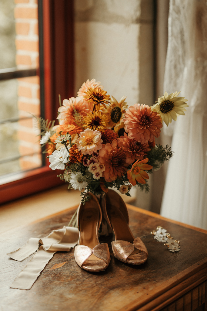 bouquet fleurs colore orange rose loire valley