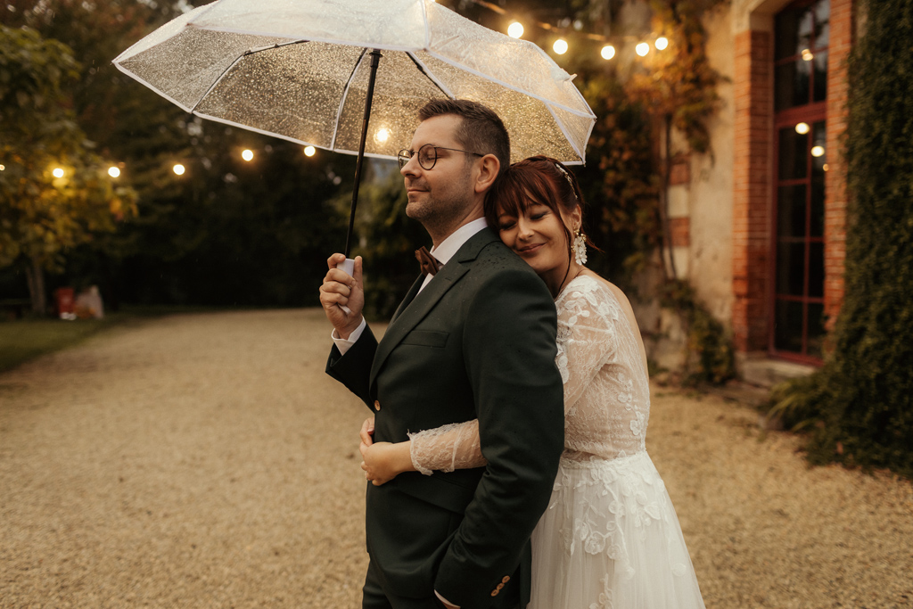 mariage pluvieux parapluie transparent photos angers